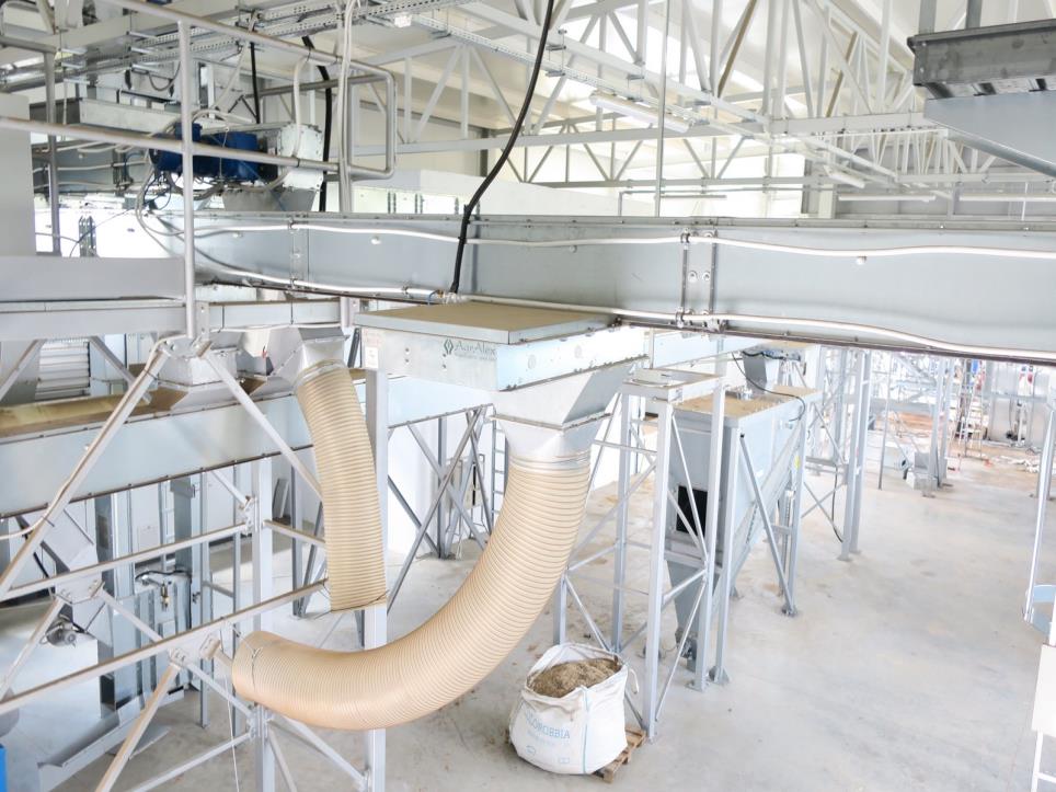 Machines from the biofuel production plant<br>
-1